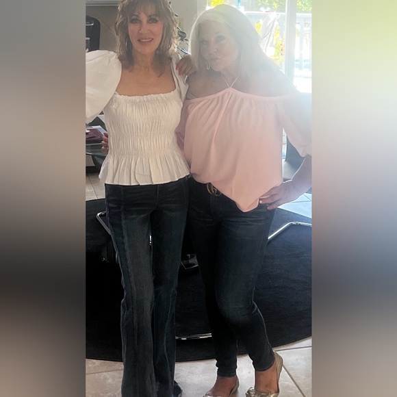 Meet your Posh Ambassador, Michelle - Picture 7 of 8